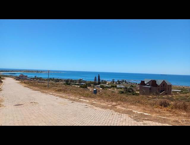 LAND FOR SALE IN DA GAMA BAY
